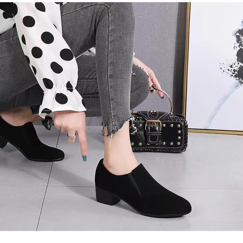 New Retro Black Square Heel Low Top Shoes for Women - Non-slip